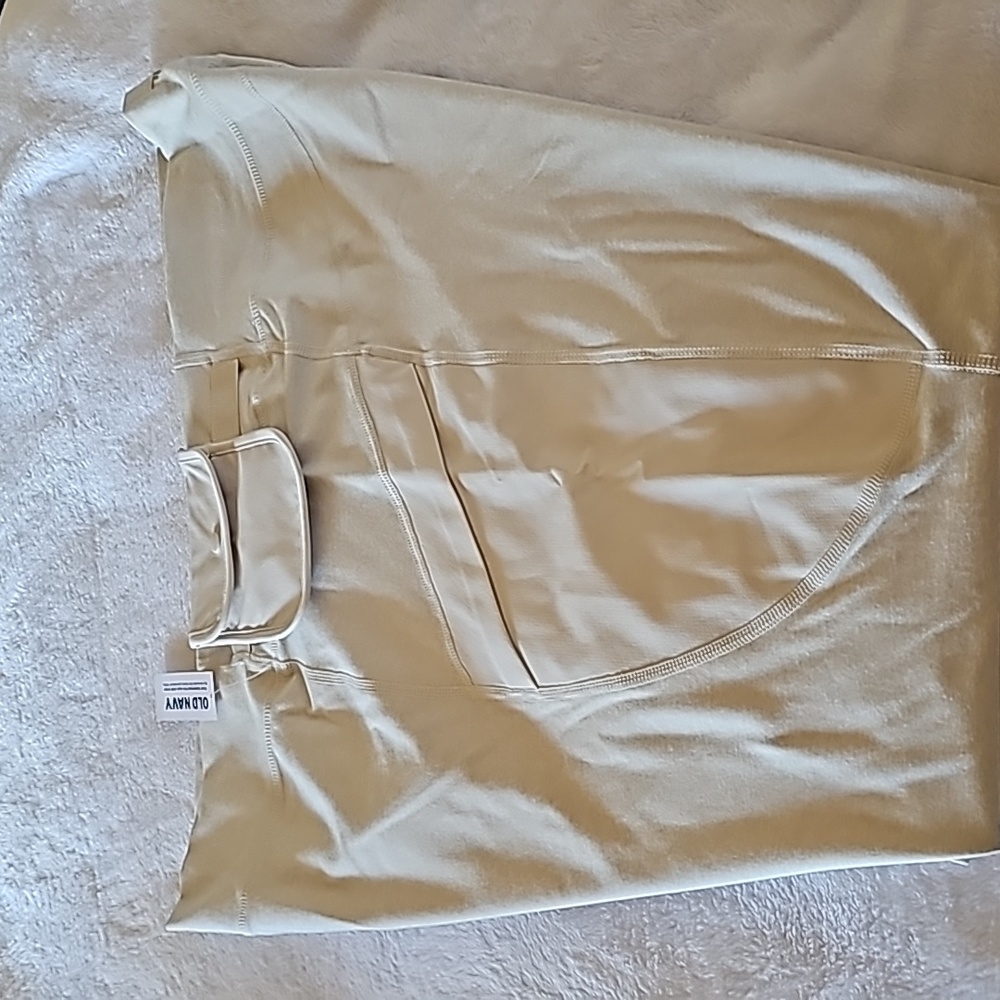 Old Navy Leggings (Plus Size) - Picture 4 of 9